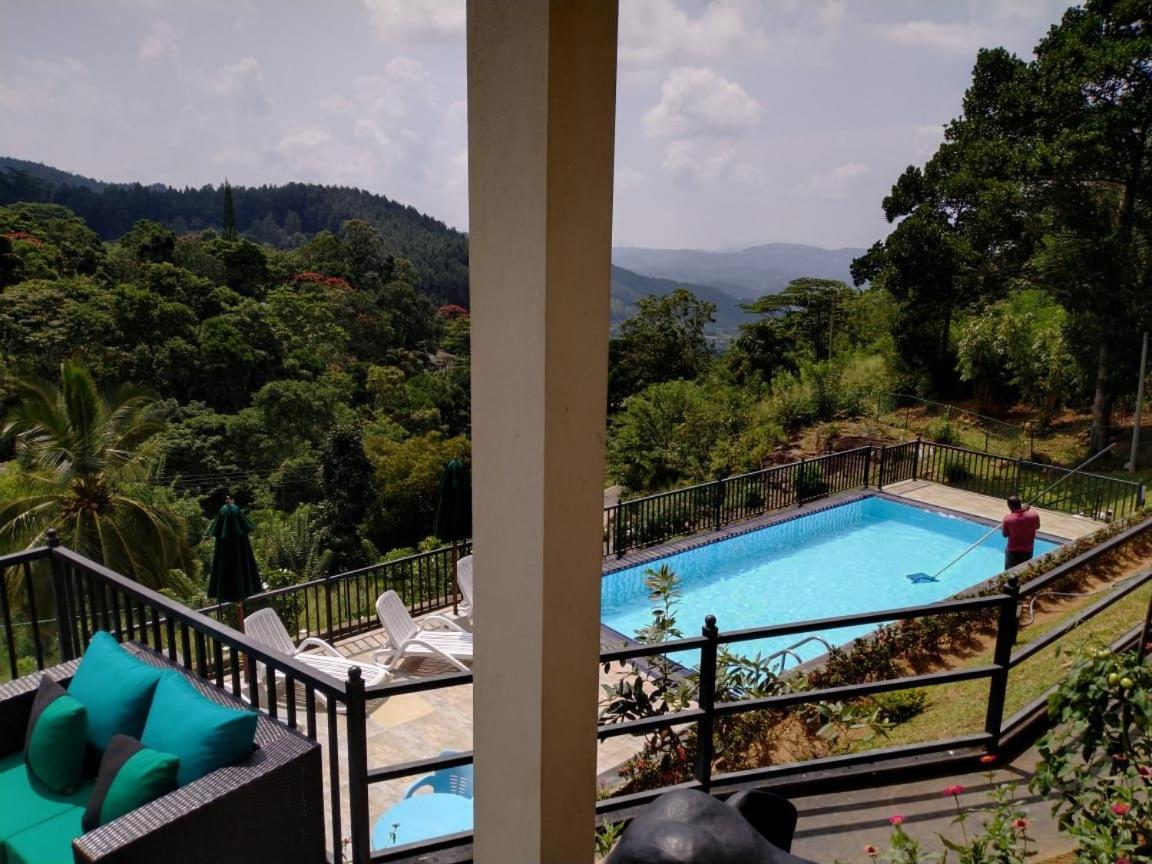 The Grand Hills Bed & Breakfast Kandy Exterior photo