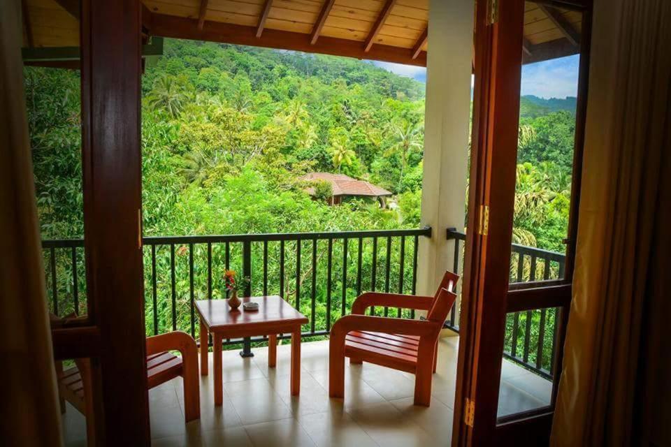 The Grand Hills Bed & Breakfast Kandy Exterior photo