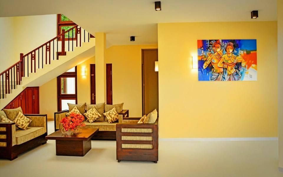 The Grand Hills Bed & Breakfast Kandy Exterior photo